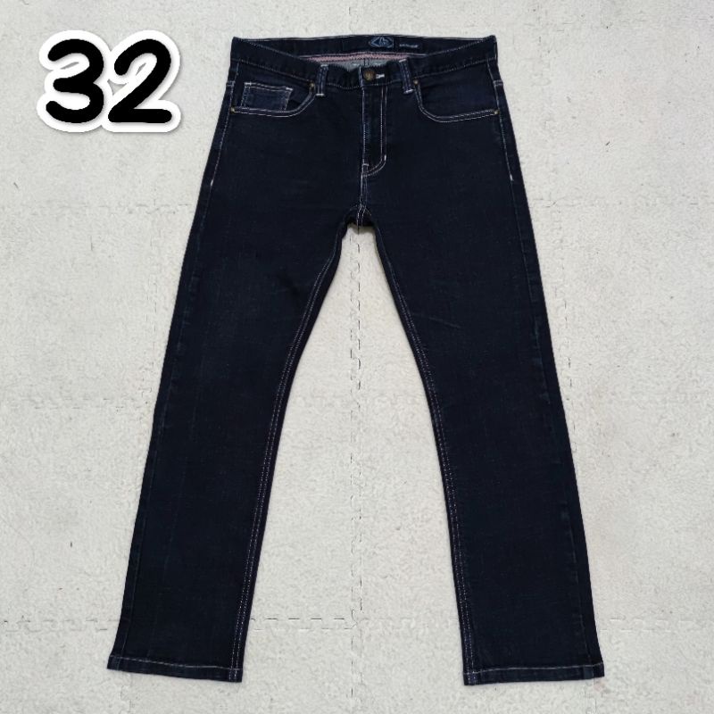 EVISU Slim Straight Jeans