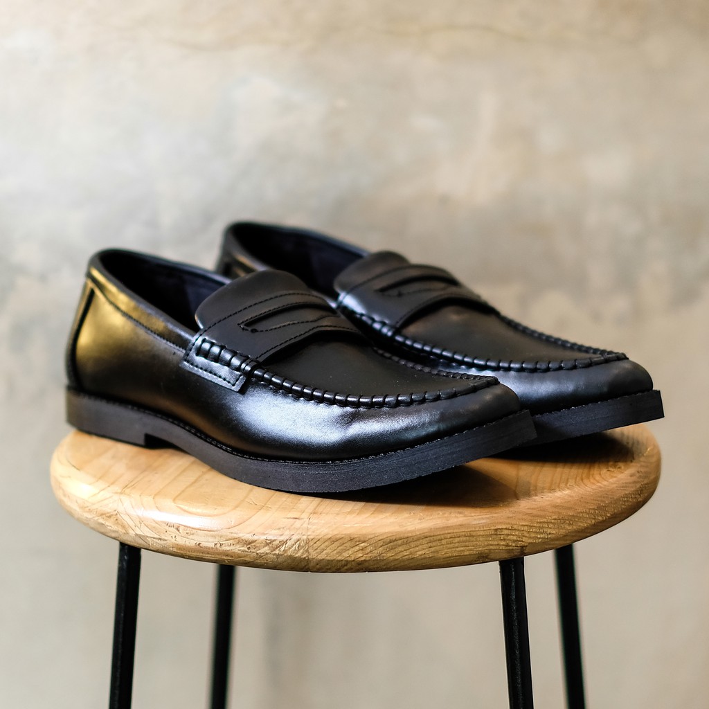 Porte Black | Sepatu Hitam Tanpa Tali Loafers Pria Casual Kerja Formal Kantor Laki | FORIND x Giant