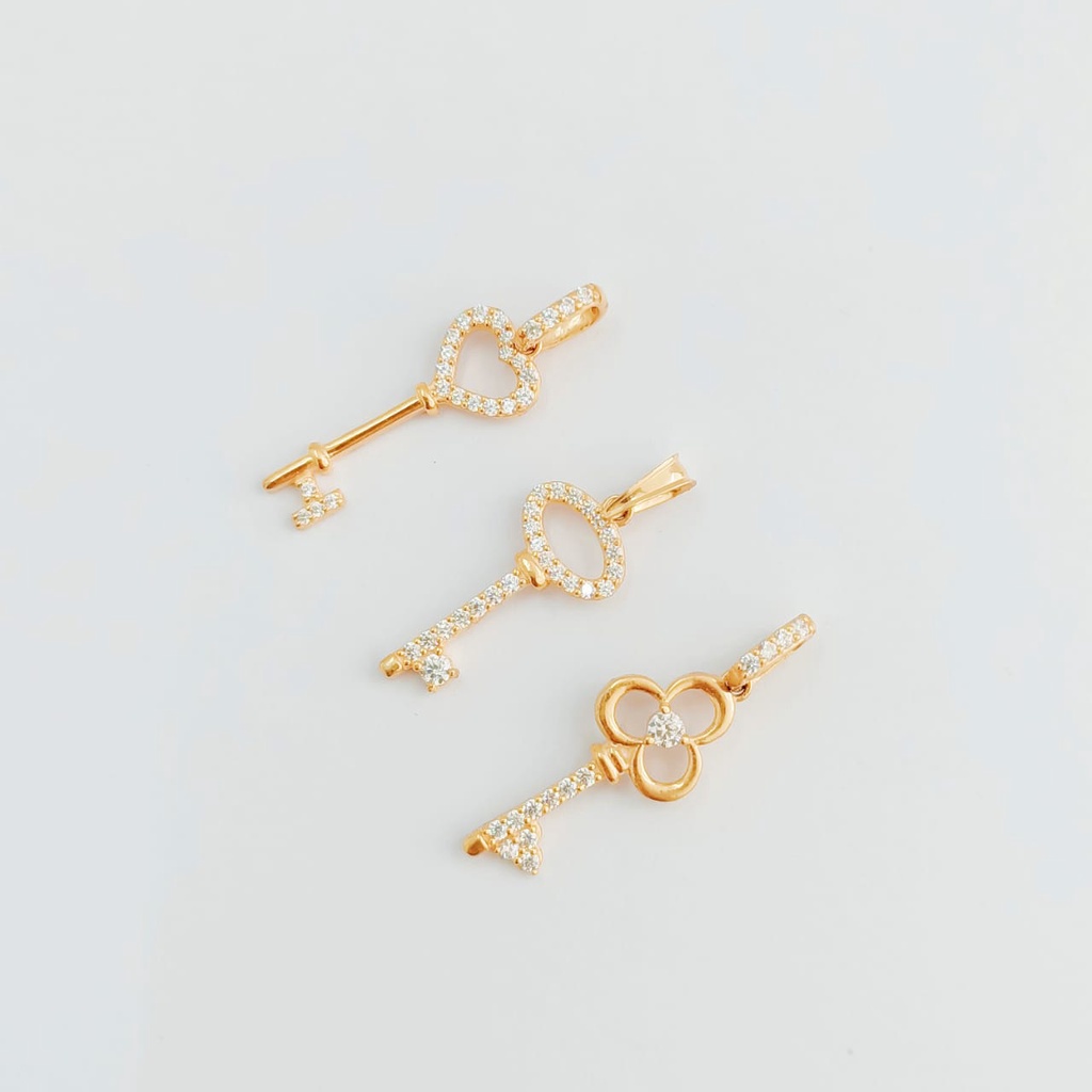 Liontin cor model kunci kadar 375/8k