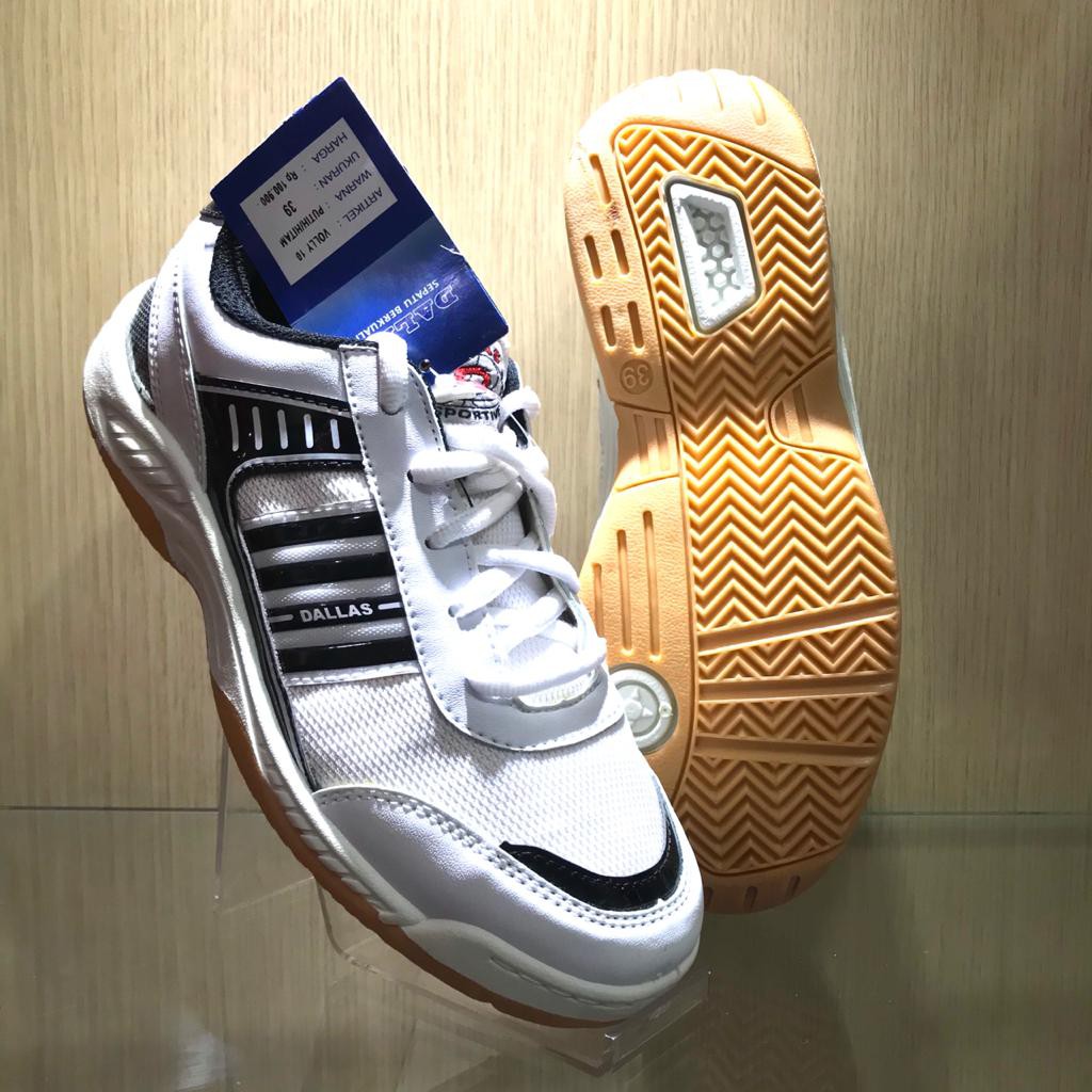 SEPATU OLAHRAGA DALLAS VOLLY 10