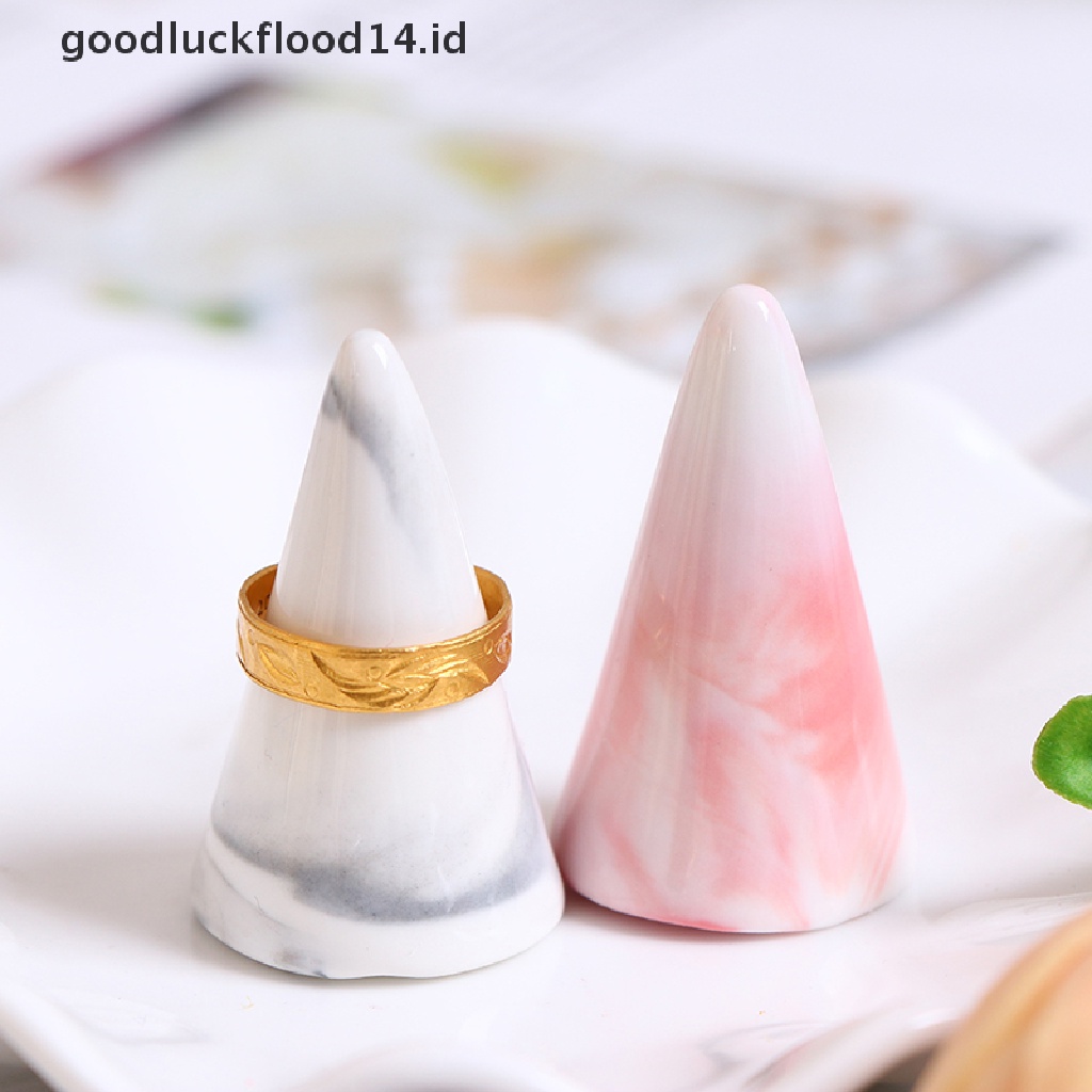 Stand Holder Penyimpanan Cincin Bahan Keramik Untuk Display