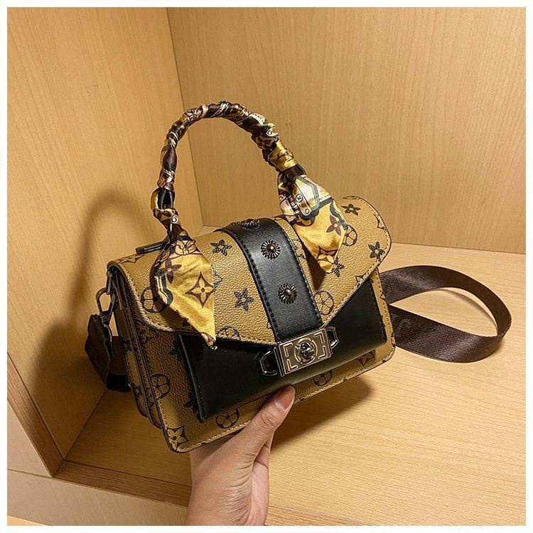 Tas Shoulder Bag Import Selempang Slempang Casual Pesta Kulit Asli Jinjing Tenteng Sling Bag Lucu Fa