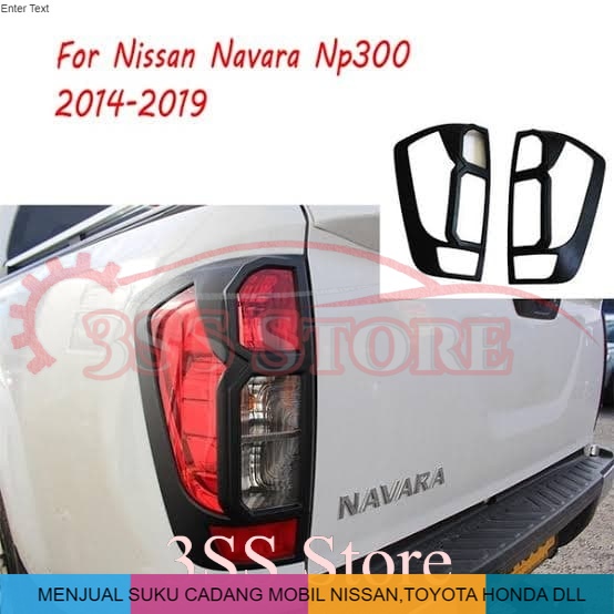 Garnish Lampu Belakang / List Cover Stop Lamp Nissan Navara D23 NP300