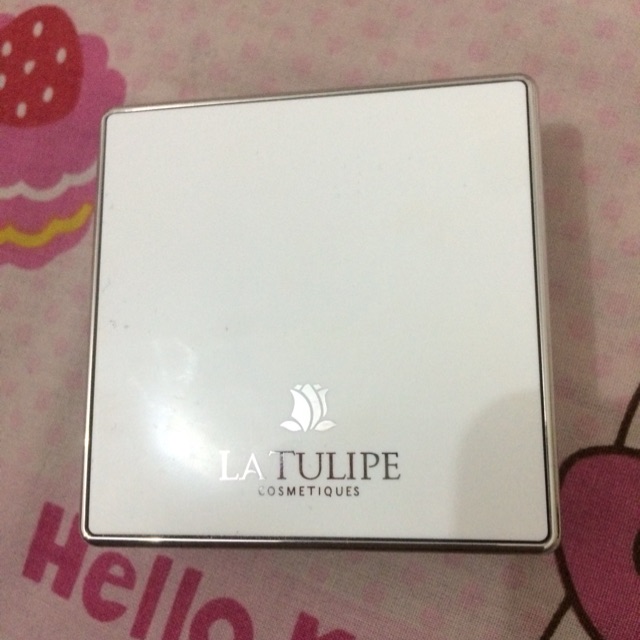 Bedak two function cake la tulipe Y10