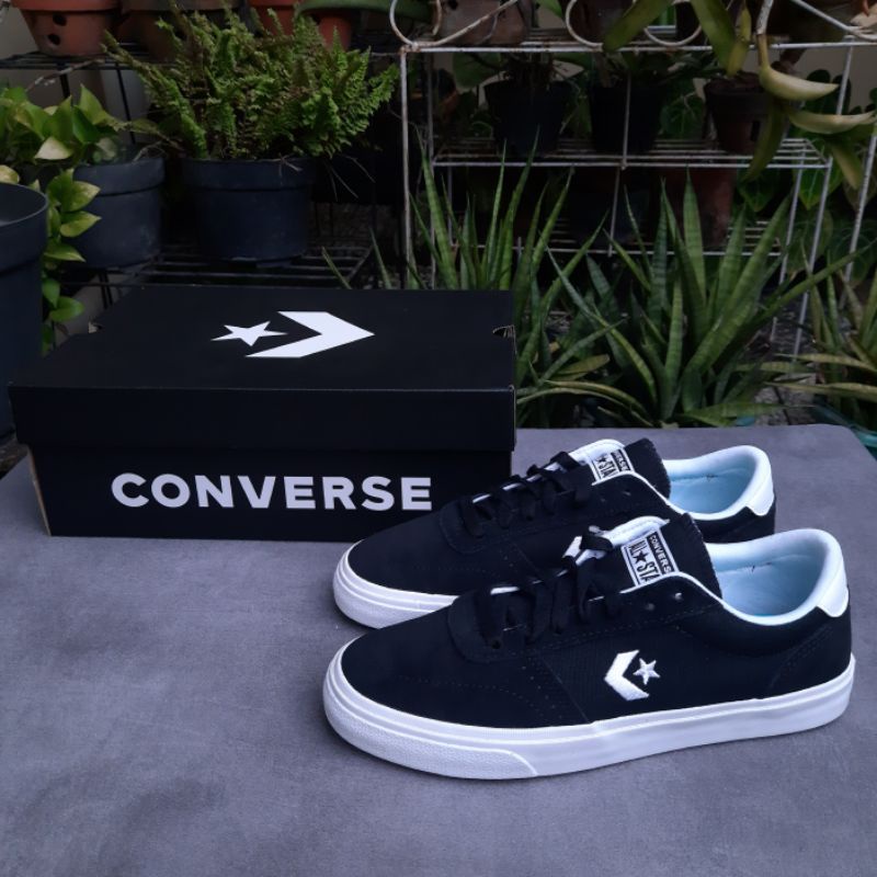 CONVERSE BOULEVARD SUEDE & CANVAS BLACK WHITE