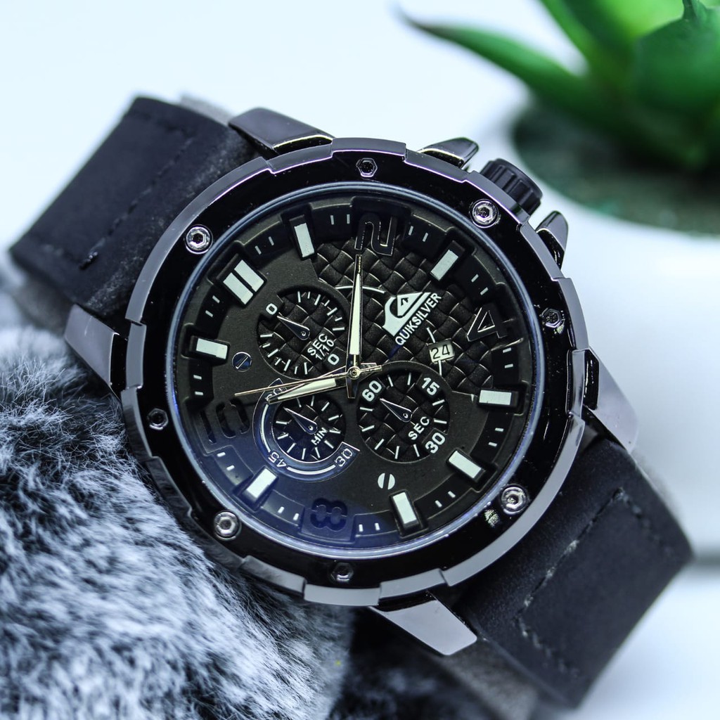 Jam Tangan Pria Quiksilver Tanggal Aktif Tali Kulit