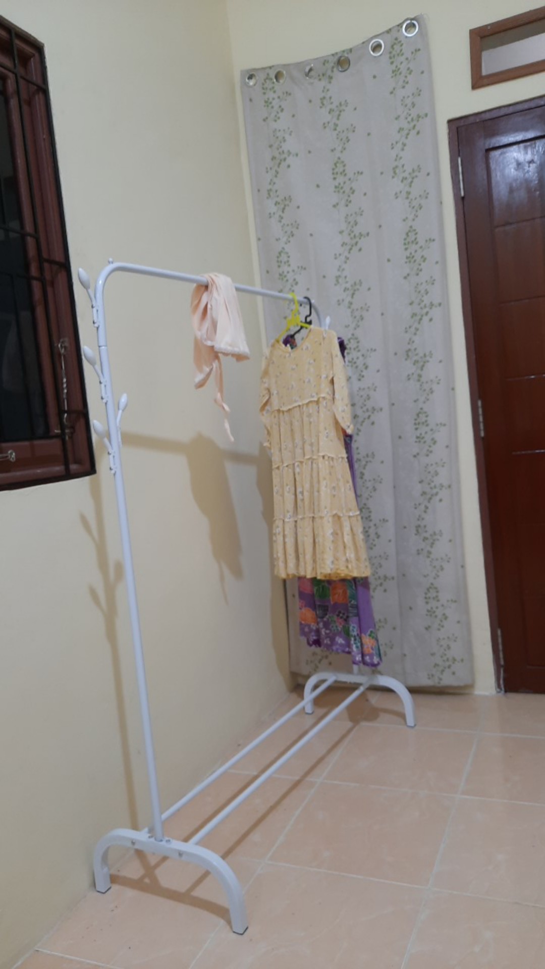 Gantungan Gawang, Standing Hanger Gawang, Big Stand