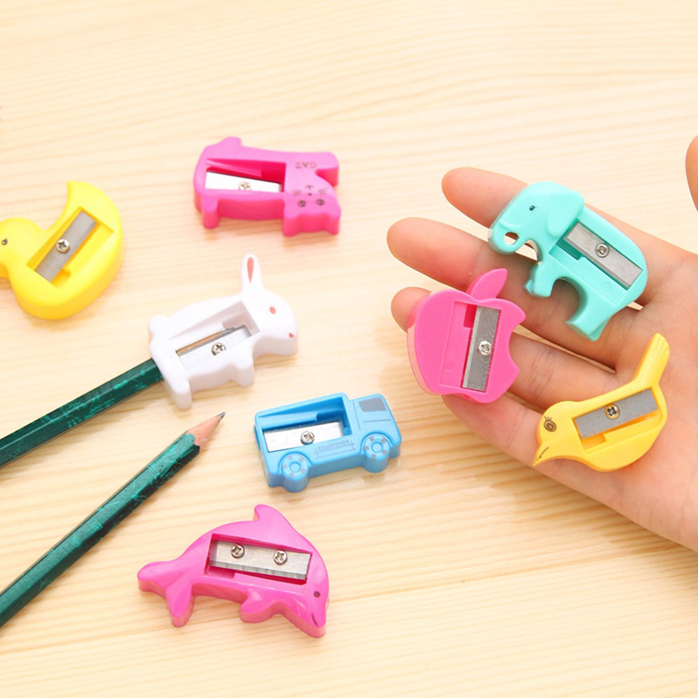 【COD Tangding】1PC Children's Creative Pencil Sharpener Cute Cartoon Primary School Supplies Prizes Stationery Random