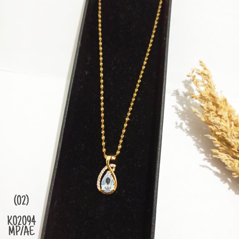 Kalung Rhodium Fashion Zircon Gold K02094