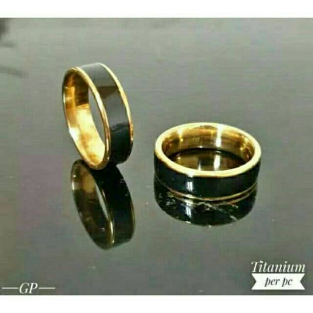 CINCIN TITANIUM PRIA RING KOMBINASI HITAM