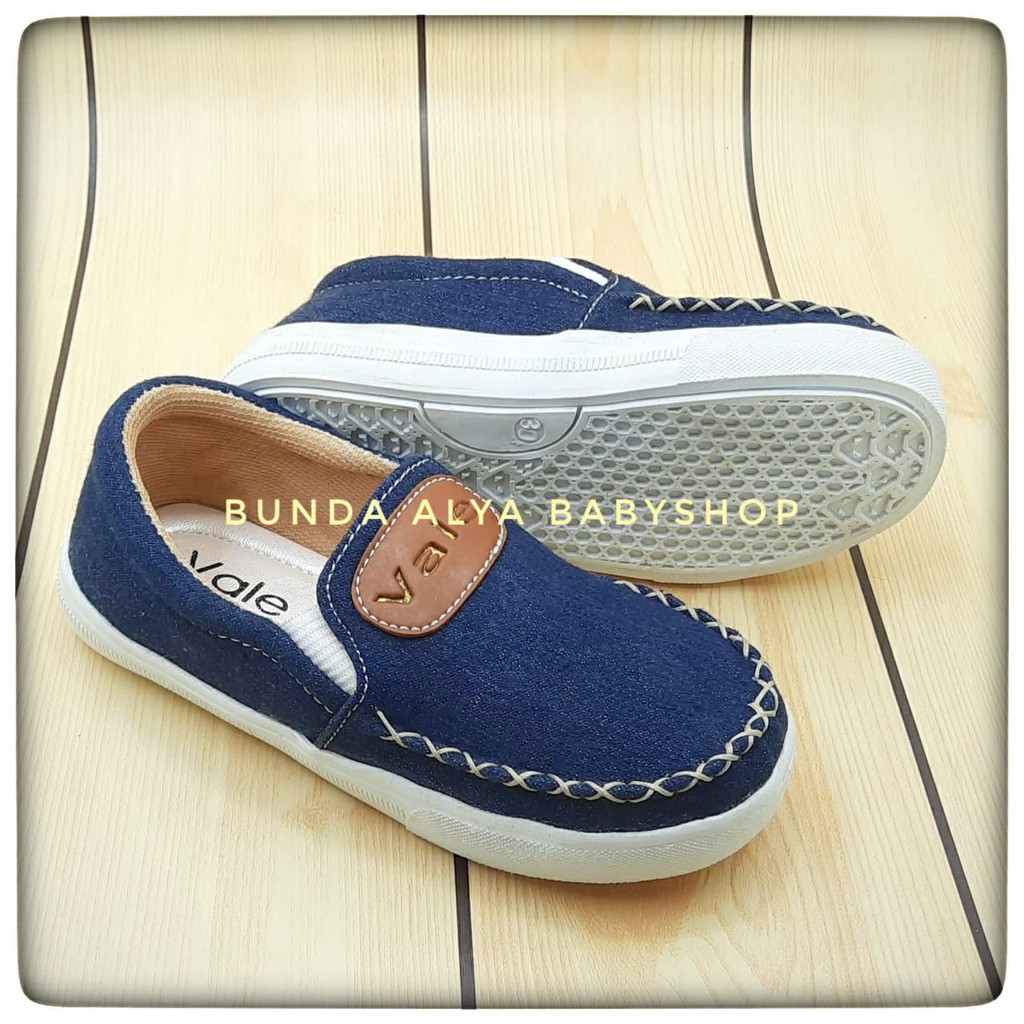 Sepatu Anak Laki Laki Jeans Usia 6 7 Tahun Size 34 NAVY - Sepatu Anak Cowok Casual Denim Anti Licin