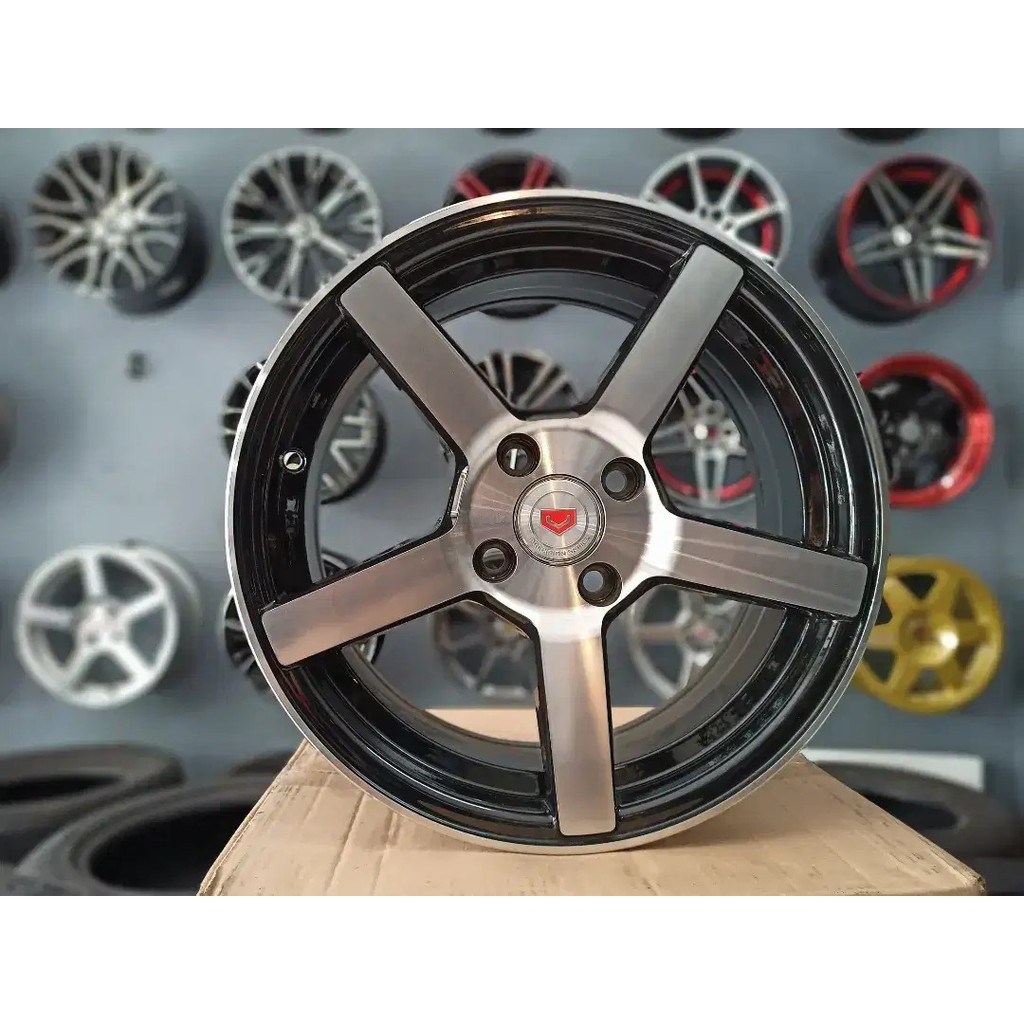 Velg Mobil Vossen CV3 Ring15x7.0 Pcd 4x100 Black Polish Agya, Ayla, Brio