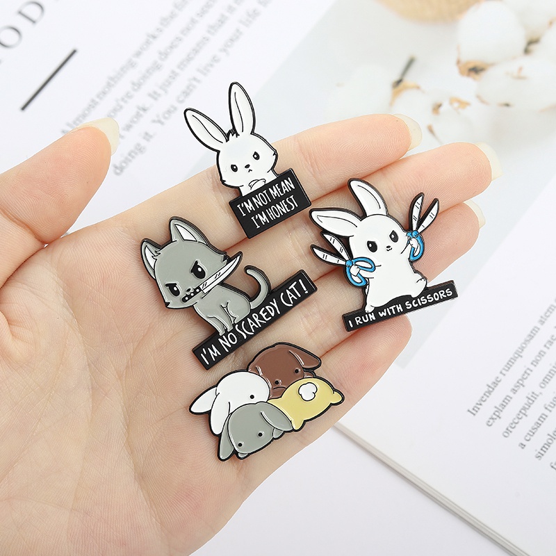 Bros Pin Enamel Bentuk Kartun Hewan Kucing Kelinci Untuk Jaket Denim