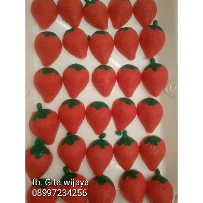 

Silakan Order Coklat Karakter stowbery isi selai stowbery 480gram free peking terbatas