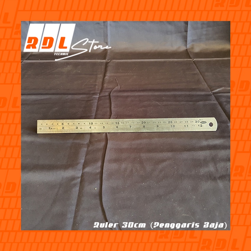 

Ruler 30cm (Penggaris Baja)