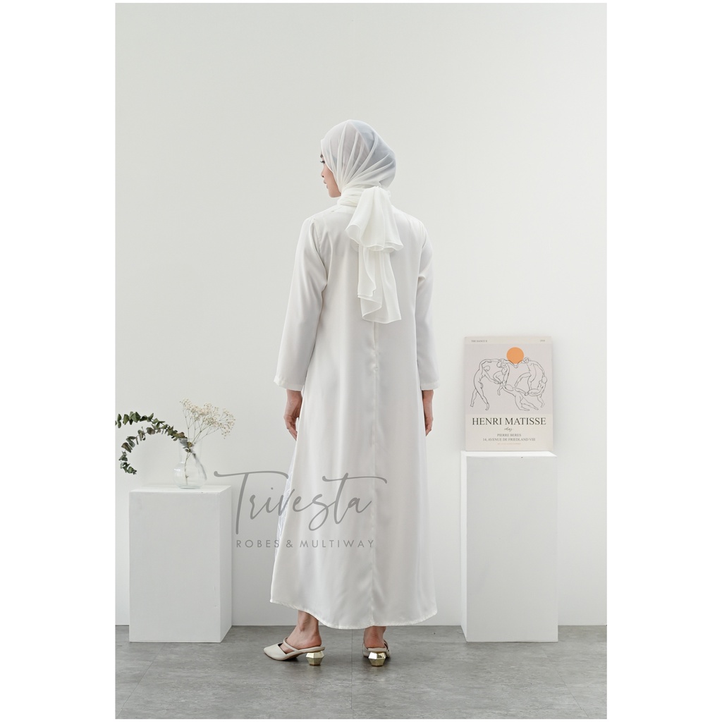 Dress Inner Brokat Krah Bulat Satin- WHITE-Bisa untuk Hijab Bride