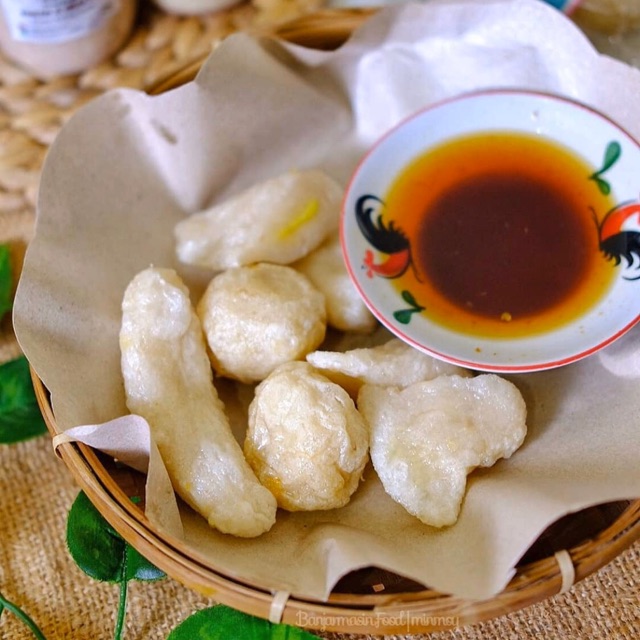 

Empek empek dan tahu bakso