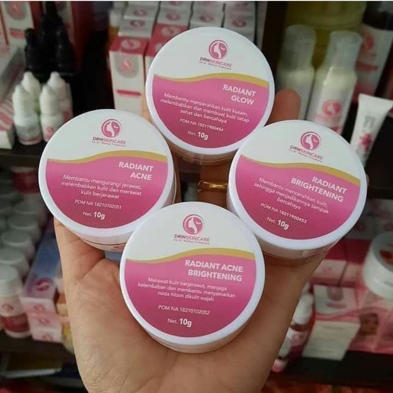 CREAM MALAM RADIANT CREAM PENCERAH WAJAH RADIANT ACNE RADIANT BRIGHTENING RADIANT GLOWING RADIANT AC