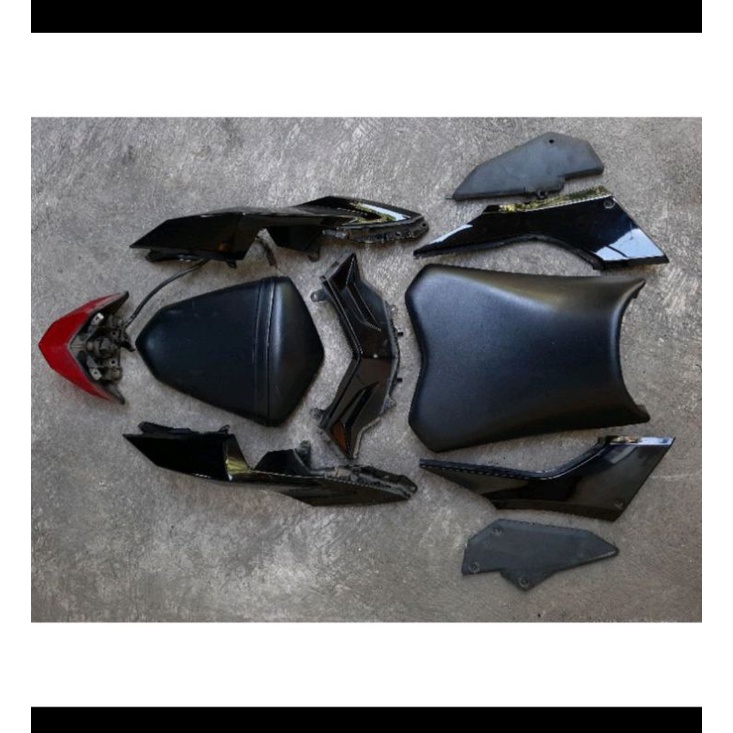 bodi fulset belakang ninja 250fi z250