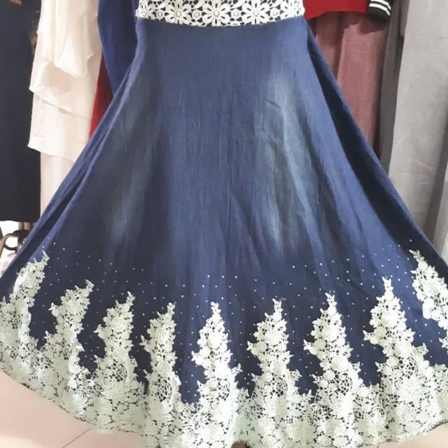 ROK JEANS ROK LEVIS BORDIR