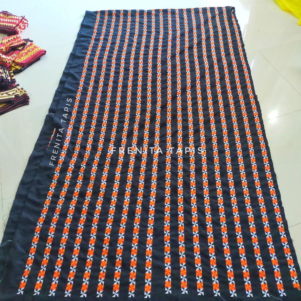 Bisban Cilugam Kain Tapis Lampung Bordir Motif 2,5cm