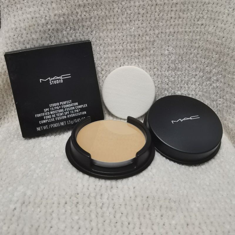 MAC Studio Perfect NC40, SPF 15/PA+ Foundation 13gr (refill)