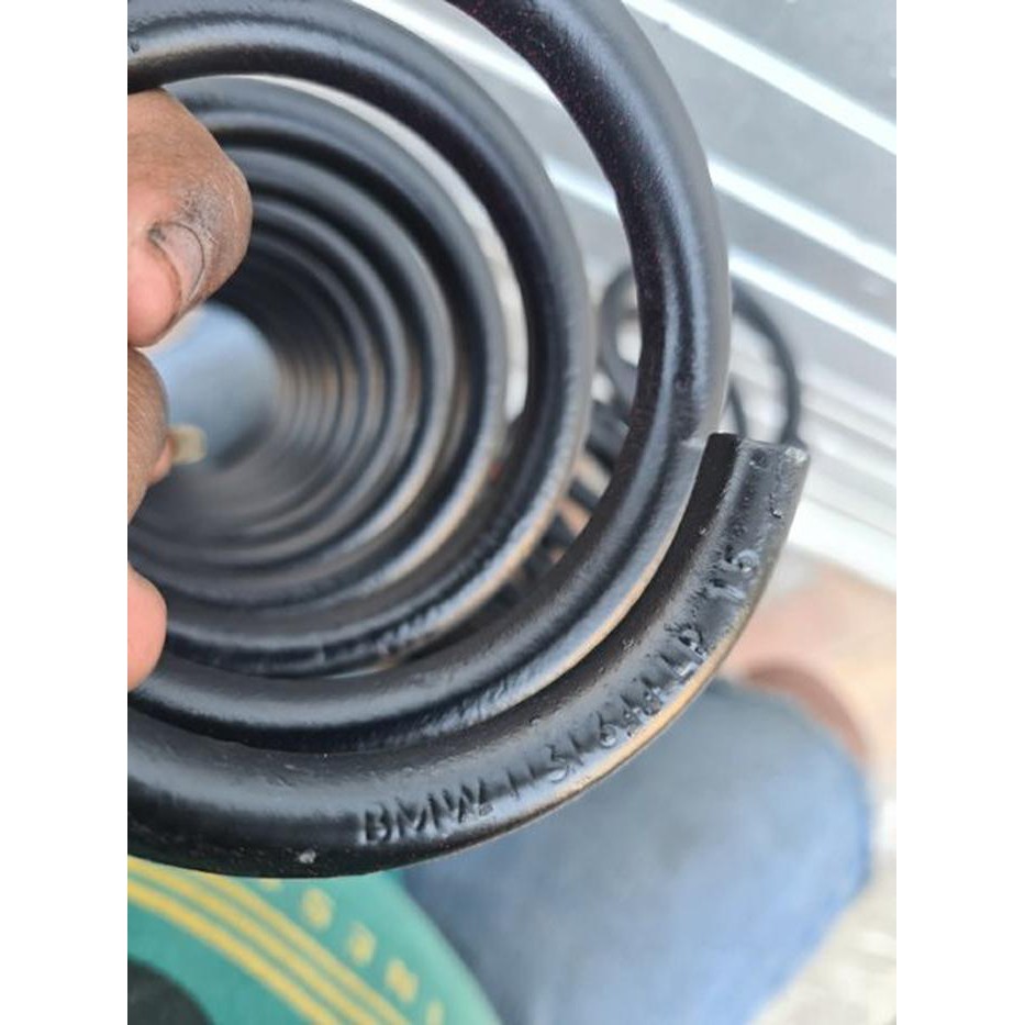 Dijual Coil Spring Per Depan Belakang Bmw E28 - E34 Original 2pcs Murah