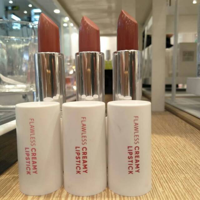 MINISO FLAWLESS CREAMY LIPSTICK. lipstik miniso nude color
