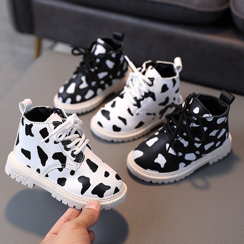 (LOLI-JKT) SP-101 SEPATU ANAK IMPORT MOTIF DALMATION SIZE 21-30