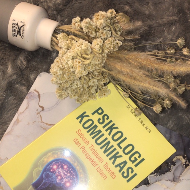 Buku psikologi komunikasi