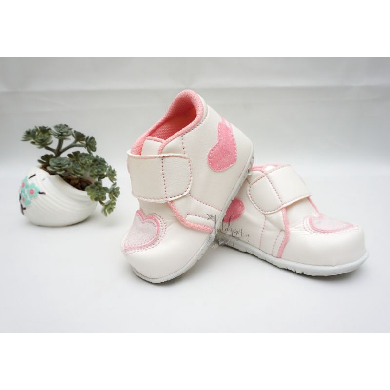 SEPATU ANAK PEREMPUAN SEPATU ANAK LOVE SEPATU BOOTS ANAK PEREMPUAN