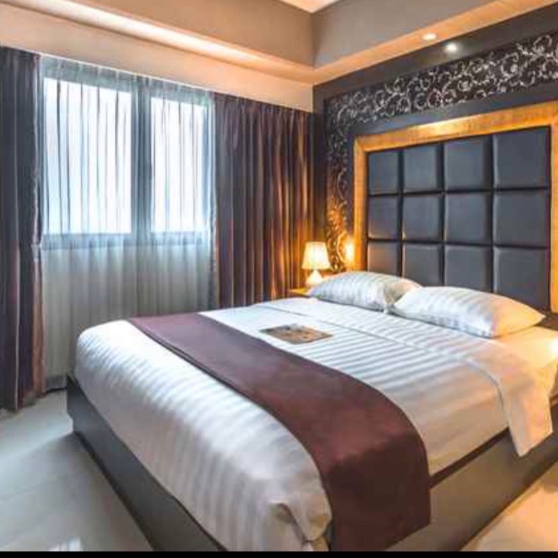 Duvet cover new hotel king koil