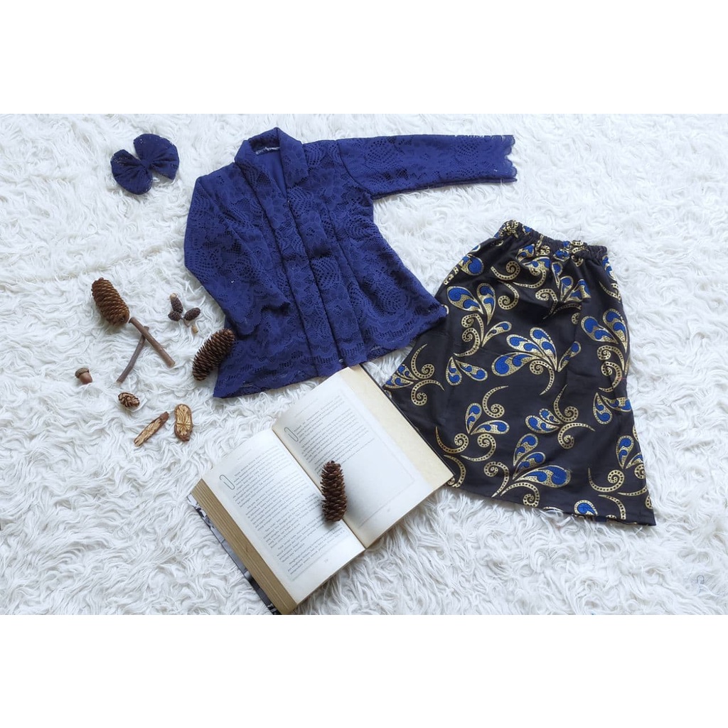 Setelan Kebaya Melayu/Kebaya Bruklat Anak dan Dewasa/Kebaya Tradisional Terbaru/Kebaya Tradisional K