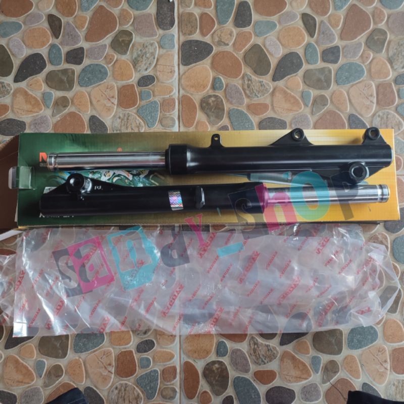 SHOCK DEPAN SCOOPY FI 2013-2016/ BEAT FI/VARIO 110 FI LED/BEAT POP