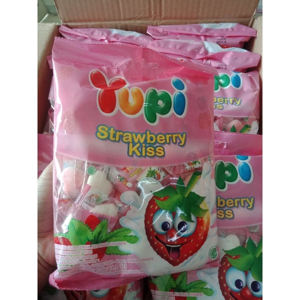 

Yupi kiss strawberry