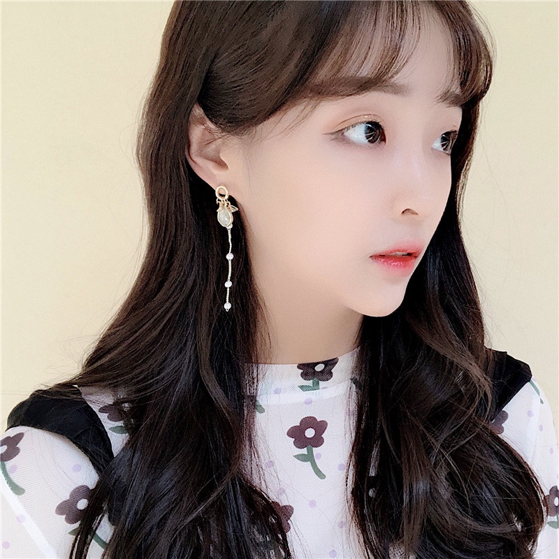 Anting Panjang Asimetris Bahan 925 Silver Gaya Korea Untuk Wanita