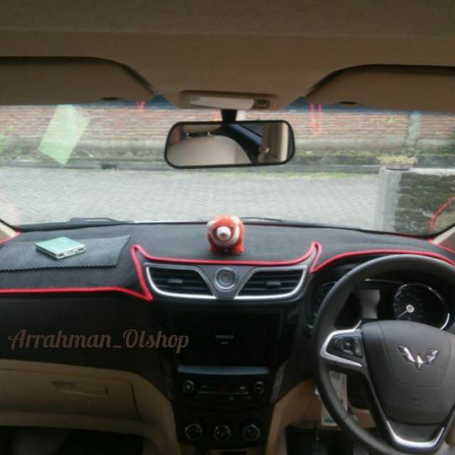 Karpet Dashboard MOBIL WULING CONFERO S