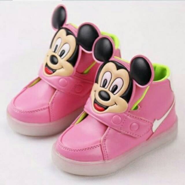 Sepatu Anak LED