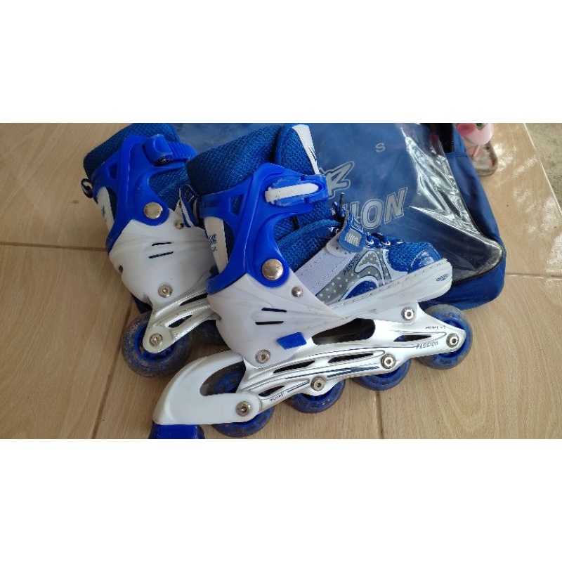 [Preloved] Inline Skate Sepatu roda anak skater outdoor play roller blade