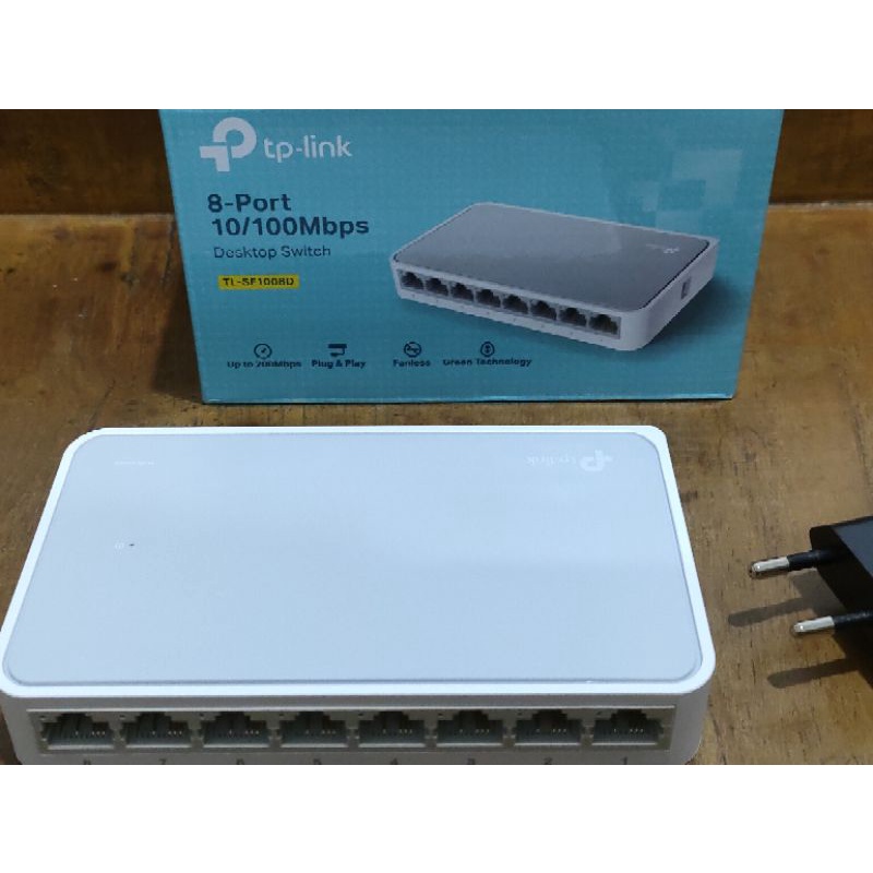 TPLink TL-SF1008D 8 Port Fast Ethernet Switch Hub 10/100Mbps TP-Link Dekstop Switch Plastik Case