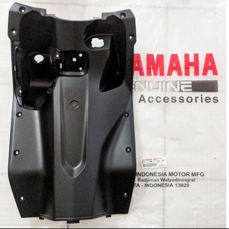 LEG SHIELD 2 DASBORD COVER KONTAK  MIO GEAR 125 ORIGINAL YAMAHA B3W-F8312-00