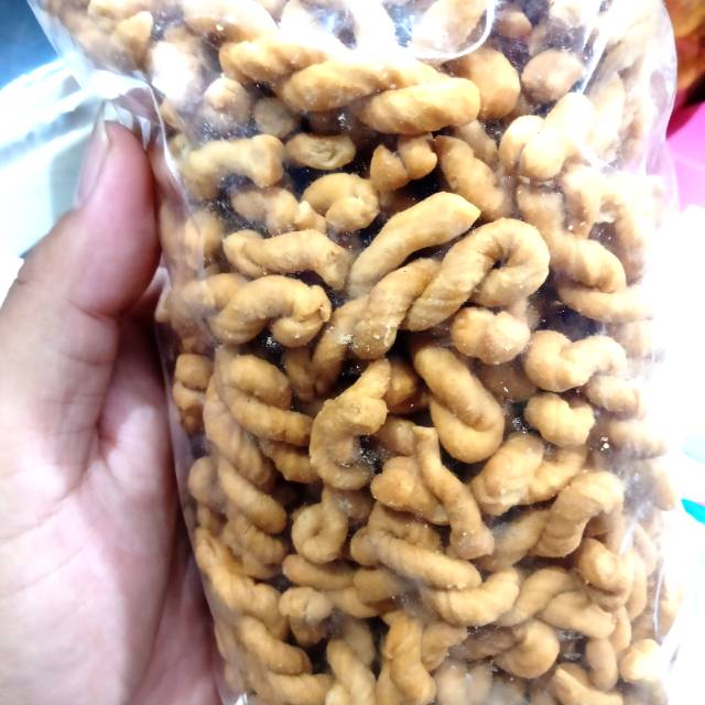 

Camilan Pluntir Mini kemasan 250 gr