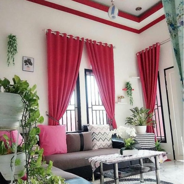 Gorden polos  merah marun