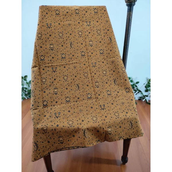 Kain Batik Solo kombinasi Genes/Semi Tulis sidomukti