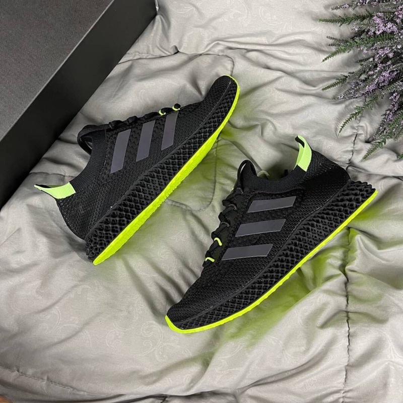 ADIDAS 4D FWD