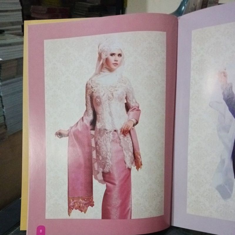 Buku Busana Pengantin Muslim (21×28cm)