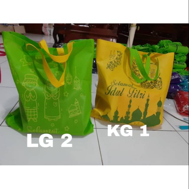 

Tas parcel lebaran ( per lusin) uk 38x45x8