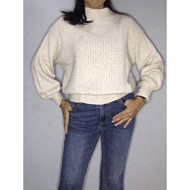 Sweater Lengan Balon BW/Sweater Kepang Lengan Balon/Sweater Semi Turtleneck