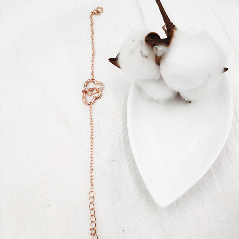 Gelang Desain Hati Ganda Aksen Berlian Warna Rose Gold Dan Silver Gaya Korea
