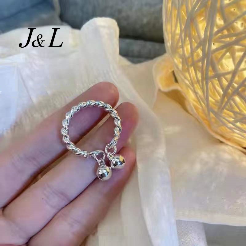 Cincin Model Lonceng Bahan Alloy Warna Silver Gaya Korea Untuk Wanita